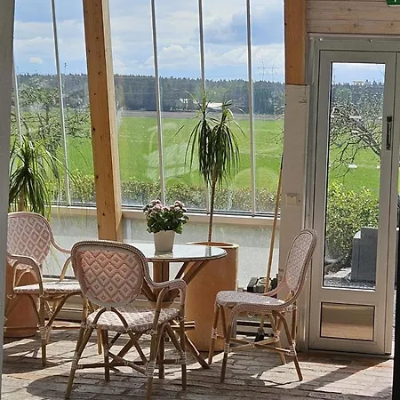 Hotel Vuojoen Kartano Vierastalo *